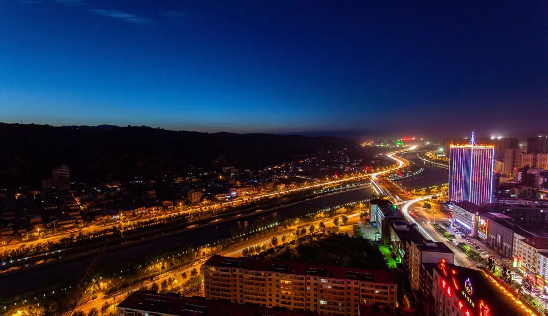 吕梁山水，人文瑰宝之旅